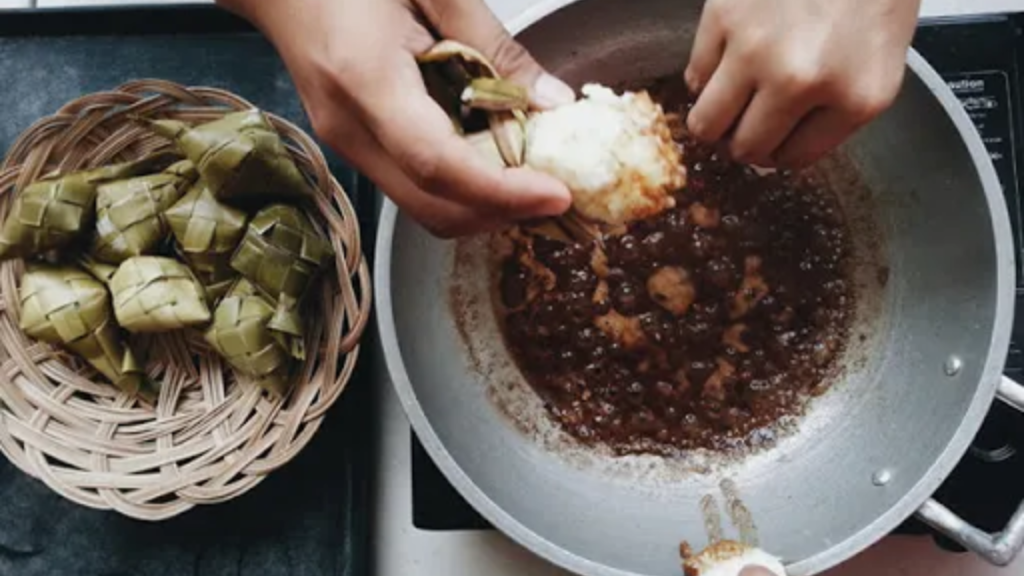 Eating Tuslob Buwa in Cebu City