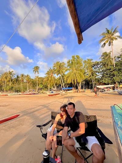 Couple in Nagtabon Beach by Gretchen Javarez