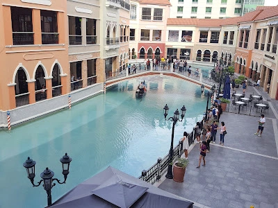 Venice Grand Canal Mall by Edwin Ballesteros (1)