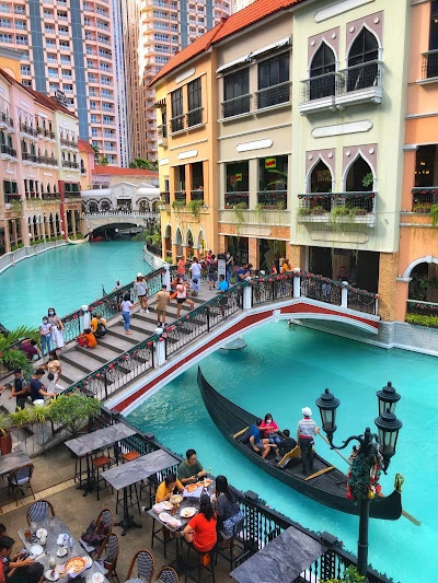 Venice Grand Canal Mall by John O'Gorman