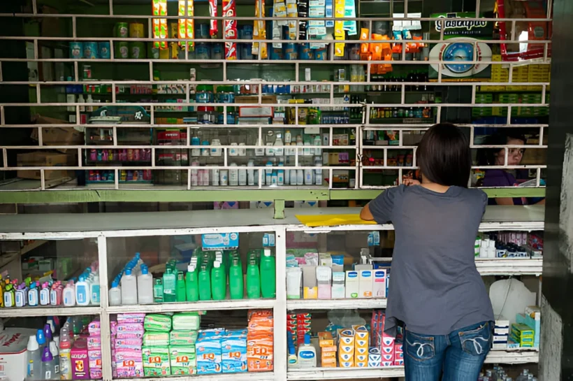 sari-sari store in cebu philippines