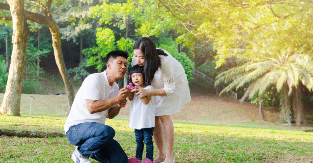 Cebu Life & Leisure: Simply Cebu, Beautifully Lived Happy Family